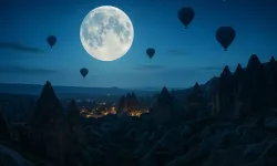 Kapadokya'da 2025’in Son Süper Ayı Bu Gece Göz Kamaştıracak
