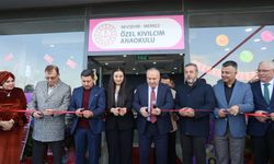Özel Kıvılcım Anaokulu düzenlenen törenle açıldı