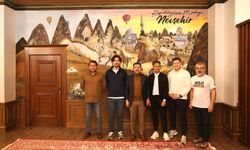 Ralli Şampiyonu Türkkan Nevşehir'de Başkan Arı’yı Ziyaret Etti