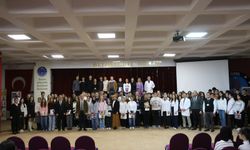 Altınyıldız Koleji Fen ve Anadolu Lisesinde “Başarıya Ödül Töreni”