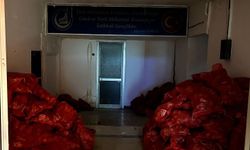 Ülkü Ocakları’ndan İhtiyaç Sahiplerine Patates Yardımı