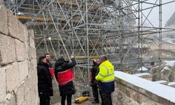 Göreme’de Yıkılma Tehlikesi Bulunan Peribacası Güçlendiriliyor