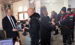 Başkan Çamcı’dan Uçhisar Belediye Personeline Yılbaşı Hediyesi