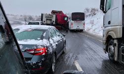 Nevşehir’de kar yağışı kazalara neden oldu