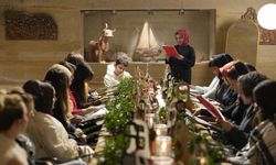 Evreka Psikoloji Yıl Sonunu Ruhsal Detoks ve Kokina Çiçeği Yapımıyla Taçlandırdı