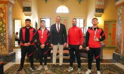 Kapadokya Üniversitesi’nden Kickboks Şampiyonlarına Tebrik