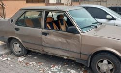 Nevşehir Fırtınaya Teslim Oldu: Çatılar Uçtu, Araçlar Zarar Gördü