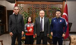Nevşehir’in Başarılı Sporcuları Valilikte Ödüllendirildi