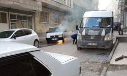 Nevşehir'de park halindeki otomobil cayır cayır yandı!