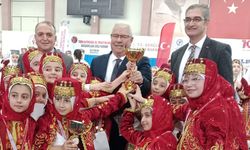 Nevşehir'de Minikler Sahneyi Salladı, Kupaları Topladı!