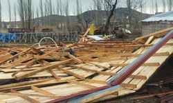 Karapınar’da Fırtına Çatıyı Uçurdu: 500 Bin TL’lik Hasar