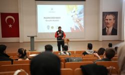 Nevşehir'de Narkotik Polisi Binlerce Vatandaşı Bilgilendirdi