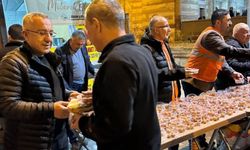 Gülşehir’de Kadir Gecesi Vatandaşlara Lokma İkramı