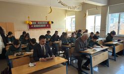 Nevşehir Gazi Ortaokulu’nda Kitaplara Göz Değdi