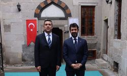 Bakan Yardımcısı Mumcu, Kapadokya Alan Başkanı Aslanbay'la Görüştü