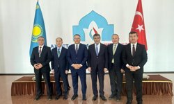 NEVÜ Rektörü Semih Aktekin Kazakistan’ın Türkistan Şehrinde “Hoca Ahmet Yesevî Yolunda Ahilik” Programına Katıldı