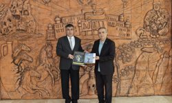 Nevşehir İl Müftülüğü'nden NEVÜ Öğrencilerine Dergi Bağışı