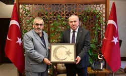 Vali Fidan, Ziyaretçilerini Makamında Kabul Etti