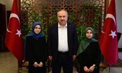 Nevşehir'de 2 Öğrenci Kur'ân-ı Kerîm'i 6 Ayda Ezberledi