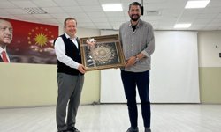 Nevşehir’de Gençler Altay Cem Meriç ile Buluştu