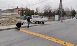 Kaymaklı’da Okul Çevrelerine Hız Kesici Kasisler Yerleştirildi