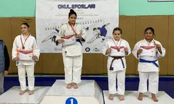 Nevşehir’in Gururu Ayliz Eda Altın Madalya Kazandı