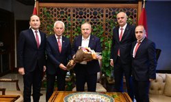 Vali Ali Fidan, Ziyaretçilerini Makamında Ağırladı