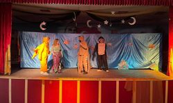 Altınyıldız İlköğretim Kurumunda Tiyatro Gösterisi Büyük İlgi Gördü