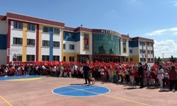 Altınyıldız İlköğretim Kurumunda 23 Nisan Coşkusu