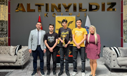 Altınyıldız Koleji Öğrencilerinden Bölge Finallerinde Büyük Başarı