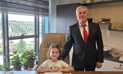 Simya Kolejinde 23 Nisan Geleneği