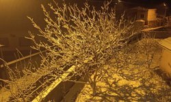 Baharın Ortasında Kış: Nevşehir’de Kar Yağışı Başladı