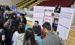 NEVÜ Siirt’te Düzenlenen 1. Üniversite Tanıtım Fuarı’na Katıldı