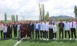 Başkan Güneş, 19 Mayıs Coşkusunda Gençlerle Buluştu