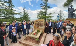 Âşık Mahsuni Şerif Hacıbektaş’ta Türkülerle Anıldı