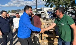 Milletvekili Emre Çalışkan Nevşehir Hayvan Pazarı’nda Vatandaşlarla Bayramlaştı