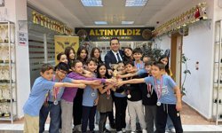 Altınyıldızlı Yüzücülerden Büyük Başarı