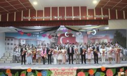 Altınyıldızlı 3.Sınıflardan Muhteşem Anneler Günü Programı
