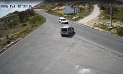 Nevşehir’de Kaza Anı Güvenlik Kamerasına Yansıdı