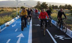 Kapadokya'da dünyanın en özel bisiklet yolunda pedal çevrildi
