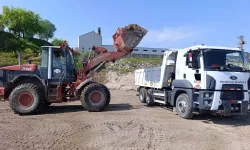 Hacıbektaş’ta Bozulan Yol ve Kaldırımlar Onarılıyor