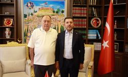 NTSO Başkanı Parmaksız’dan Belediye Başkanı Arı'ya Nezaket Ziyareti