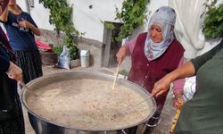 Şahinefendi'de Aşure Kazanları Kardeşlik İçin Kaynadı