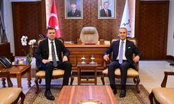 Niğde Valisi Akmeşe'den Nevşehir Valisi Kök'e Hayırlı Olsun Dileği
