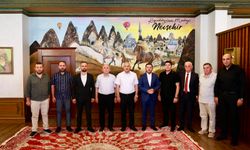 Nevşehir'de Esnafın Sorunları Başkan Arı ile Masaya Yatırıldı