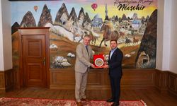 Moldova Ankara Büyükelçisi Oleg Serebrian’dan Başkan Arı’ya Ziyaret
