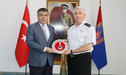Rektör Aktekin’den Kırşehir İl Jandarma Komutanı Yıldırım’a Ziyaret