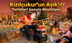 Kapadokya’da Gün Batımına Aşık Sazıyla Renk Katıyor
