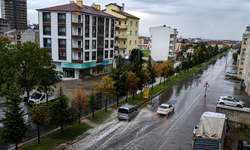 Nevşehir’de Sağanak Sonrası Yollar Köpürdü