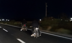3 Motosiklet, 4 Kişi! Nevşehir’de Tehlikeli Yolculuk Kamerada
